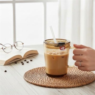2 Adet Kapaklı Pipetli Cam Kupa Bardak Çay Kahve Meşrubat Tatlı Bardağı Kahverengi 370 ml
