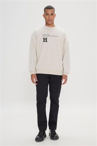 AC&Co/Altınyıldız Classics Oversize Fit Bol Kesim Harvard Lisanslı 3 İplik Pamuklu Bisiklet Yaka Sweatshirt