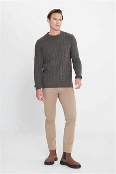 AC&Co/Altınyıldız Classics Standart Fit Normal Kesim Bisiklet Yaka Jakarlı Triko Kazak