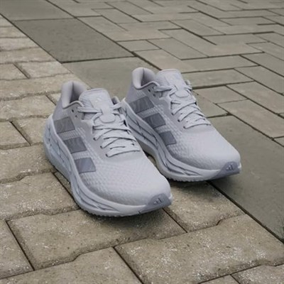 adidas Adistar 3 Kadın Koşu Ayakkabısı