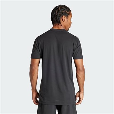 adidas Designed For Training Erkek Tişört