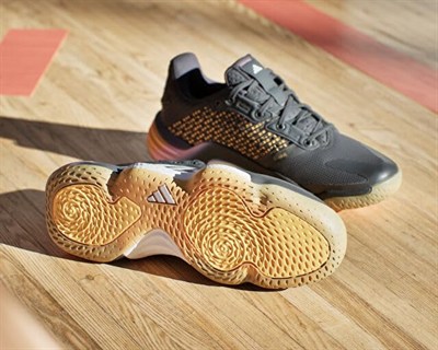 adidas Stabil 16 Indoor Kadın Antrenman Ayakkabısı