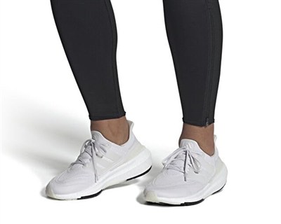 adidas Ultraboost Light Erkek Koşu Ayakkabısı