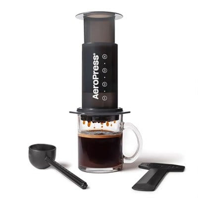 Aeropress Orijinal Kahve ve Espresso Makinesi, Barista Seviyesi, Odacıklı Portatif Kahve Makinesi, Piston ve Filtreler, Hızlı Kahve ve Espresso Makinesi, ABDde Üretilmiştir