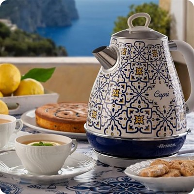 Ariete Capri Elektrikli Su Isıtıcı 1,7 Litre Kettle 2869/0C - Paslanmaz Çelik Gövde, Handmade Decoration, 2000 Watt, Otomatik Kapanma, 360° Kablosuz Taban