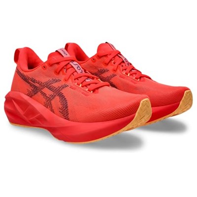 Asics Novablast 5 Kadın Koşu Ayakkabısı 1012B765-601 Kırmızı
