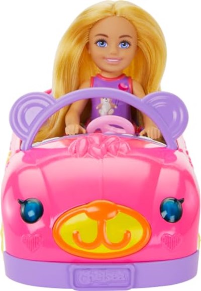 Barbie Chelsea Araç Barbie Chelsea araç seti, sarışın küçük bebek, oyuncak araba ve ayıcık aksesuarı HXN05