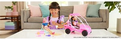 Barbie Mysteries: Beach Detectives oyun seti, oyuncak plaj arabası ve plaj sandalyesi ile havlu dahil 10dan fazla aksesuar, JFV68