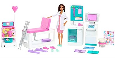 Barbienin Polikliniği Oyun Seti , Esmer Barbie Doktor Bebek (30 cm), 30dan Fazla Parça Oyuncak, 3 Yaş ve Üzeri Kızlar İçin GTN61
