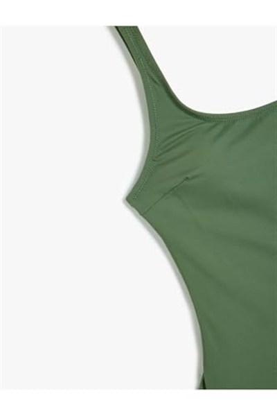 Basic Mayo U Yaka Slim Fit