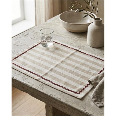 Beige & Stone Kahverengi Çizgili Bordo Biyeli Amerikan Servisi 2li Set 33x44 Cm Sofra Ve Masa Düzeni Dekoru