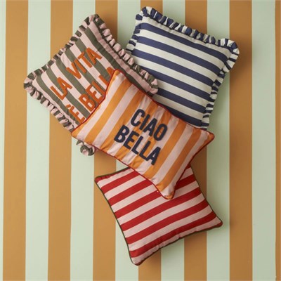 Bella Maison Line Biyeli Kırlent Kılıfı Kırmızı (43x43 Cm) Kırmızı