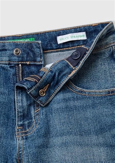 Benetton Erkek Çocuk Açık Denim Taş Yıkama Straight Fit Denim Bermuda Şort