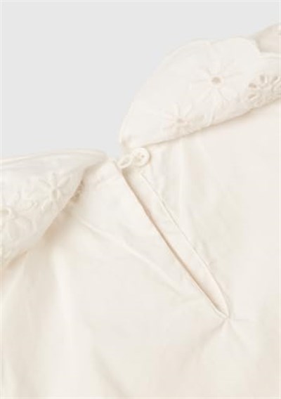 Benetton Kız Çocuk Krem Bebe Yaka Çiçek Motifli Kolları Fırfırlı Gömlek