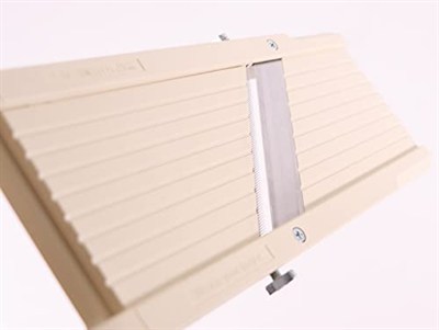 Benriner Pressioneller Japon SUPER Mandolin Sebze Rendesi 95 mm Kesme Genişliği 3 Farklı Değiştirilebilir Bıçak Ağzı Paslanmaz Çelik ve Parmak Koruması Sebze Spagetti