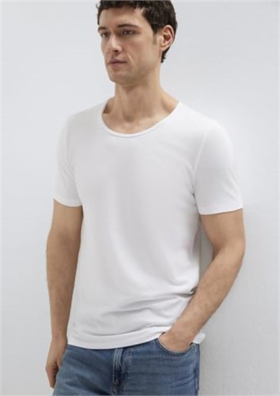 Beyaz Basic Tişört Fitted/Vücuda Oturan Kesim 064019-620