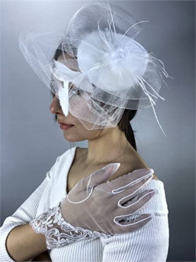 Beyaz Dantel Detaylı Eldiven Ve Beyaz Vualet Nikah Takımı