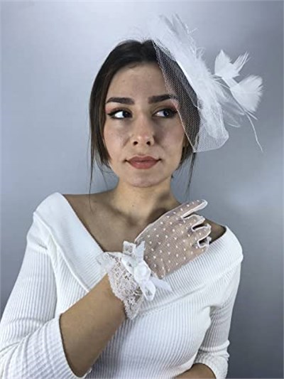 Beyaz Puantiyeli Eldiven Ve Beyaz Vualet Takımı