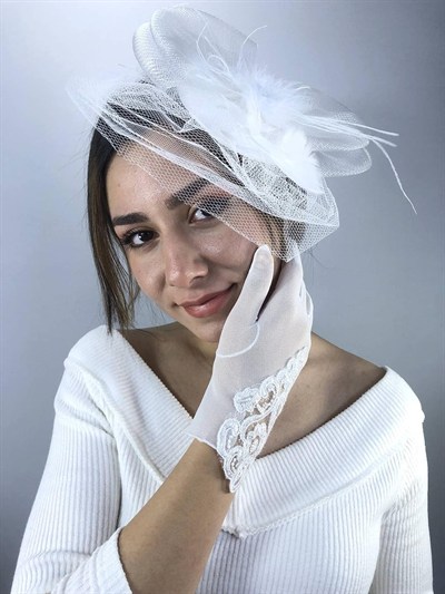 Beyaz Vualet Ve Beyaz Dantel Detaylı Eldiven Nikah Takımı