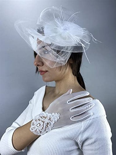Beyaz Vualet Ve Beyaz Dantel Detaylı Eldiven Nikah Takımı