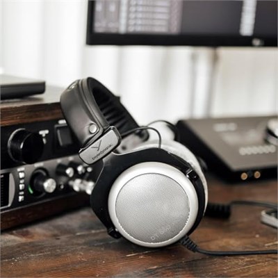 beyerdynamic DT 880 PRO 250 Ohm Stüdyo Referans Kulaklığı