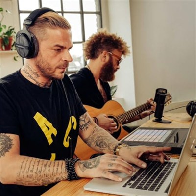 beyerdynamic DT 990 PRO 80 Ohm Stüdyo Referans Kulaklığı
