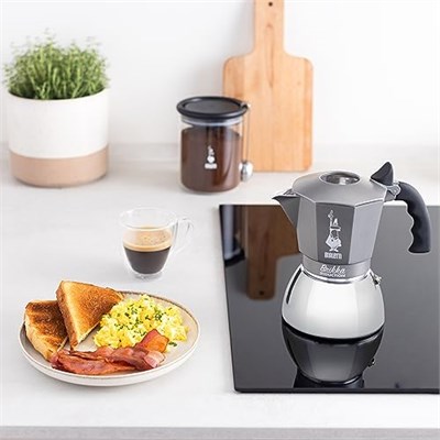 Bialetti - Brikka İndüksiyon: 4 Cups Ocak Üstü Bol Köpüklü Espresso Pişirici - 170ml - Alt Hazne: Dış Paslanmaz Çelik İç Alüminyum - Patentli Güvenlik Valfi - İndüksiyon Ocak Türleri İçin Uygundur | b