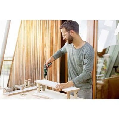 Bosch akülü tornavida IXO (7. nesil; 3,6 V; 2,0 Ah; 5,5 Nm; set açılı ve eksantrik başlık dahil; mikro USB kablosu; 190 vidaya kadar vidalayın; saklama kutusunda
