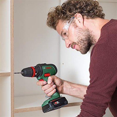 Bosch Home and Garden 18 Volt Akü ve AL 1830 CV Şarj Cihazı Başlangıç Seti, 2.5 Ah Akü, 300l/saat Debi, 0.365 kg