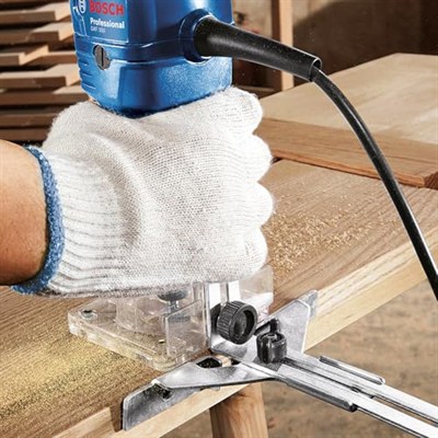 Bosch Professional GKF 550 Freze Makinesi (550 W, 33.000 dev/dak, Penset Çapı: 6 mm)