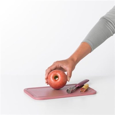 Brabantia Elma çekirdeği çıkarıcı, patlıcan kırmızısı