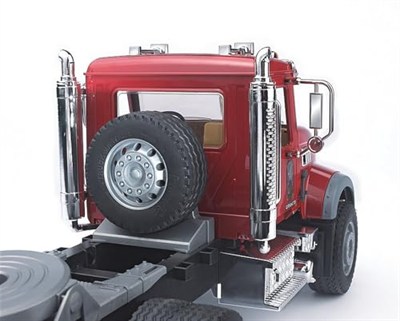 Bruder - Mack Granite Jcb Taşıyan Tır Ölçekli Model