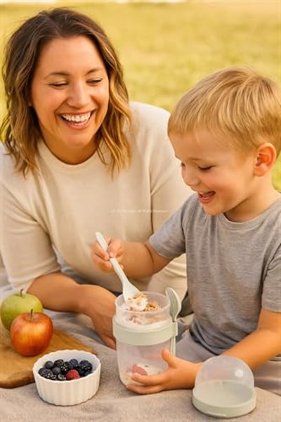 Busstier Müsli ve Granola Kapsülü, 1100 ML Sızdırmaz Yoğurt Kabı, Take And Go Kaşıklı Granola Kabı, Pratik ve Taşınabilir Tasarım (Beyaz)