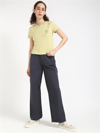 Calvin Klein SCRIPT INSTITUTIONAL BABY TEE Tişört Kadın