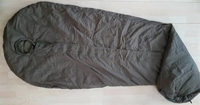 Carinthia Defence 4 yüksek performanslı kış uyku tulumu, -15°Cye kadar sıcaklıklar için