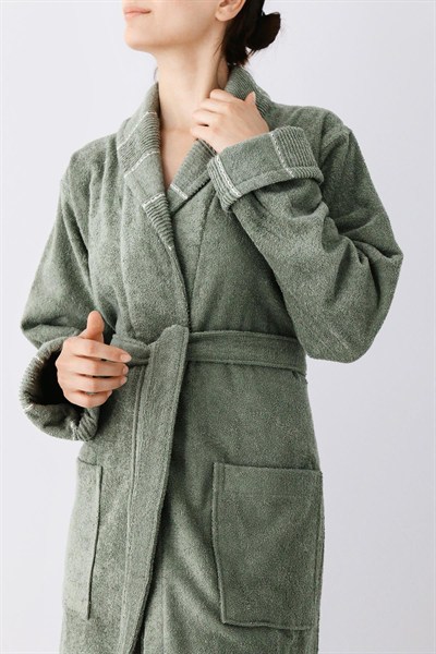 Carmine Robe Olive - Ekstra Yumusak, Modern ve Ozel Tasarim%100 Pamuk unisex SALYAKA Bornoz