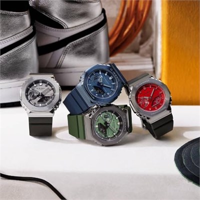 Casio GM-2100B-3ADR Kol Saati, Siyah, Standart