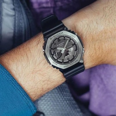 Casio GM-2100BB-1ADR Kol Saati, Siyah, Standart