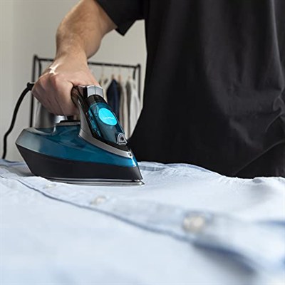 Cecotec Fast&Furious 5060 Ultra buharlı ütü. 3200 W, otomatik kapanma, sürekli buhar 70 g/m, buhar çıkışı 270 g/dak, damlama önleyici sistem, çift seramik taban