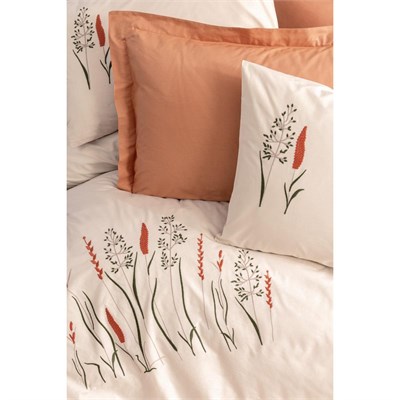 Cotton Box Nakışlı Ranforce Çift Kişilik Nevresim Takımı Maia Karamel