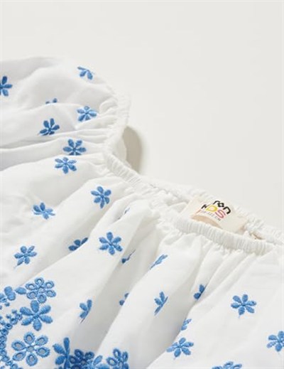 Crop Bluz Düşük Omuz Fırfırlı Katlı Floral Desenli Pamuklu