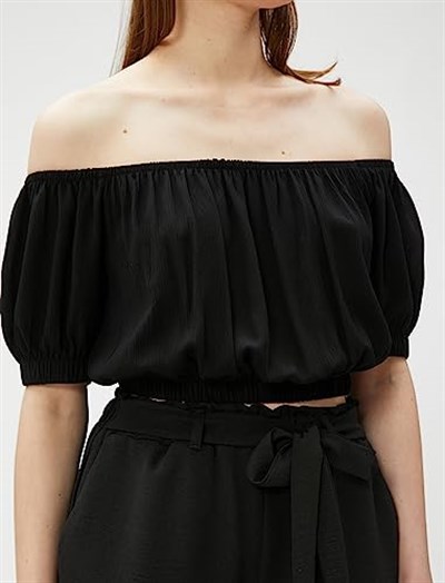 Crop Bluz Omzu Açık Lastikli
