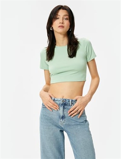 Crop Tişört Bisiklet Yaka Kısa Kollu Slim Fit
