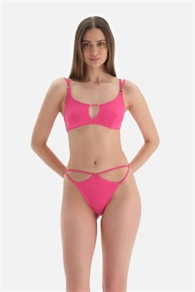 Dagi Kadın Bralet, Örme