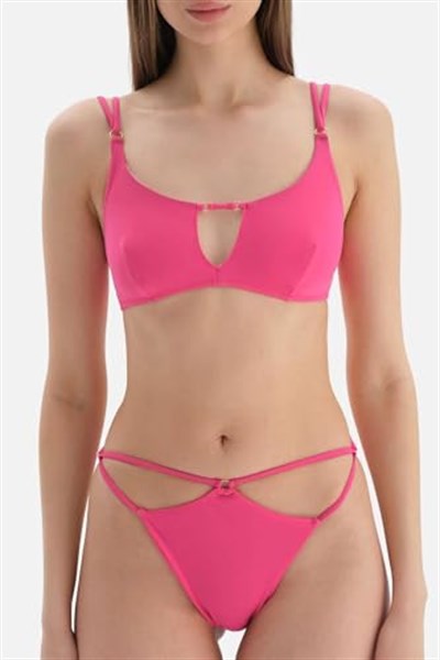 Dagi Kadın Bralet, Örme