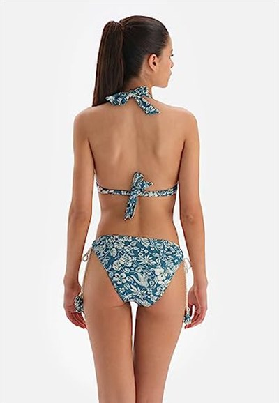 Dagi Kadın Kaplı Bikini Üstü, Örme