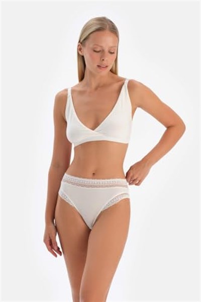 Dagi Kadın Micromodal Kruvaze Arkası Dantel Detaylı Üçgen Soft Bra, Örme