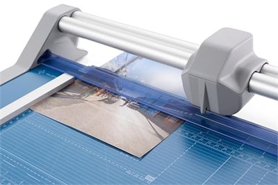 Dahle 550 kağıt kesici (DIN A4e kadar, 20 yaprak kesme performansı, 2 mm kesme yüksekliği) mavi - Seçenekler: Bis A4, Bis A0, Bis A1, Bis A3