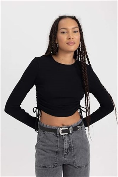 DeFacto Kadın Fitted Basic Uzun Kollu Crop Tişört