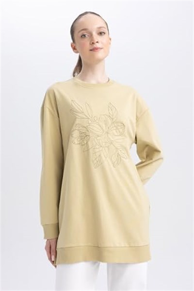 DeFacto Kadın Regular Fit Bisiklet Yaka İşlemeli Sweatshirt Kumaşı Sweatshirt Tunik